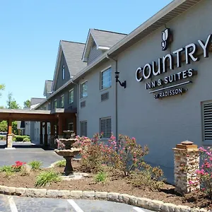 Country & By Radisson, I-85 Airport, Nc USA